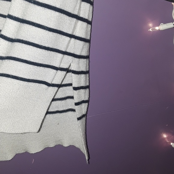 Striped Cardigan - Picture 5 of 7